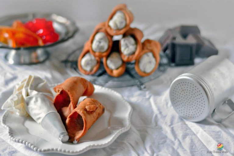 Cannolo siciliano – Antico Caffè Galante –  Pasión Latina