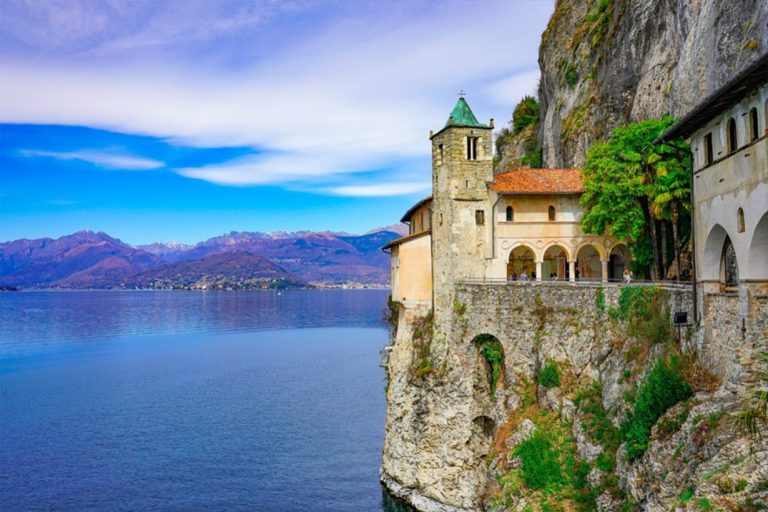 Eremo di Santa Caterina del Sasso | Lago Maggiore